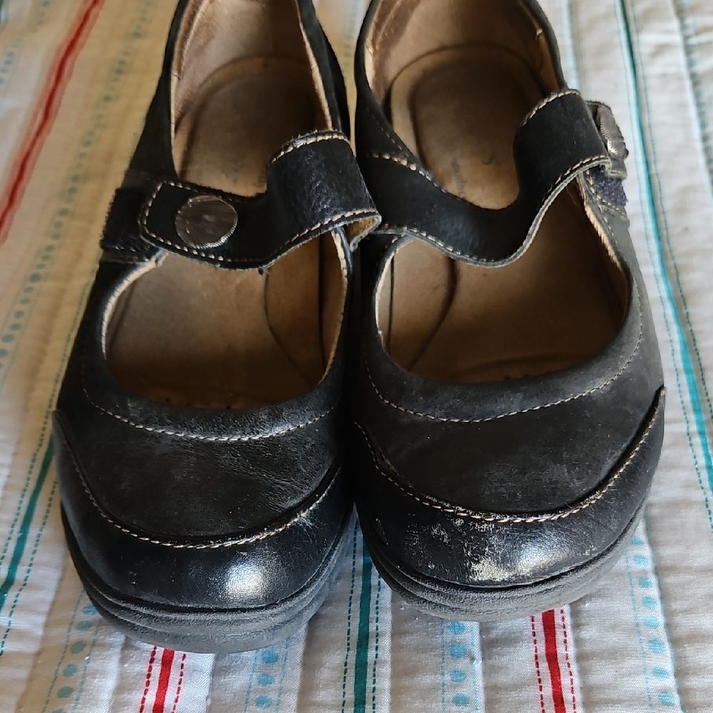 Black Mary Jane Shoes